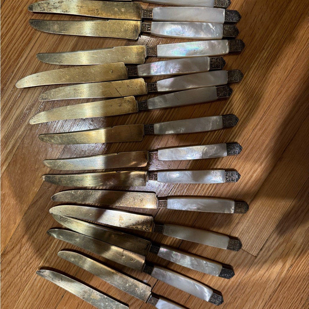 Vintage Gold and Pearl Knives Set